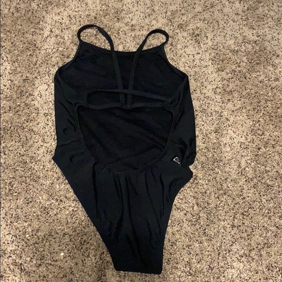 Jolyn one piece swimsuit - Picture 2 of 4